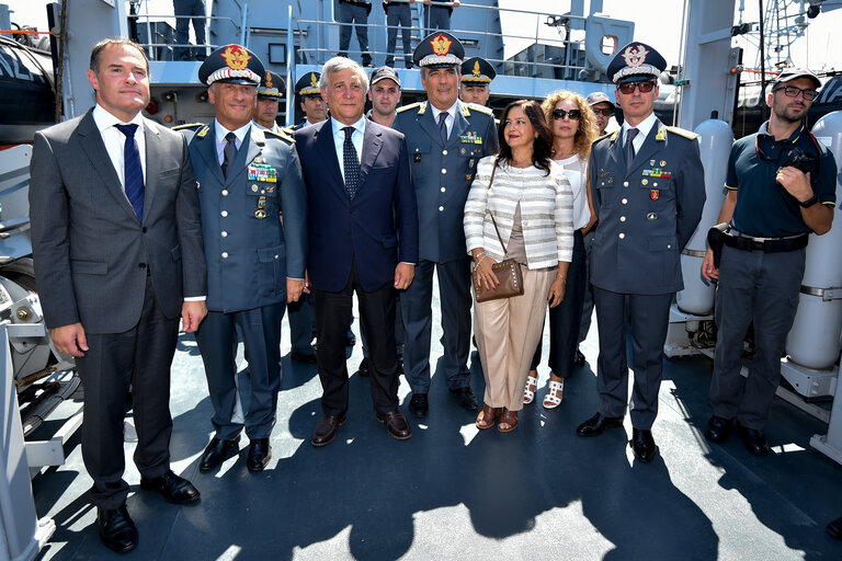 Official visit of the President of the European Parliament to Italy. Antonio Tajani - EP President visiting Catania and Pozzallo. Family picture