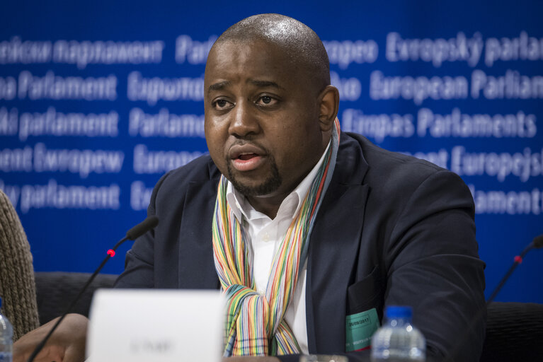 Fotografia 13: Press conference on ' Sponsorship scheme for human rights defenders in DRC '