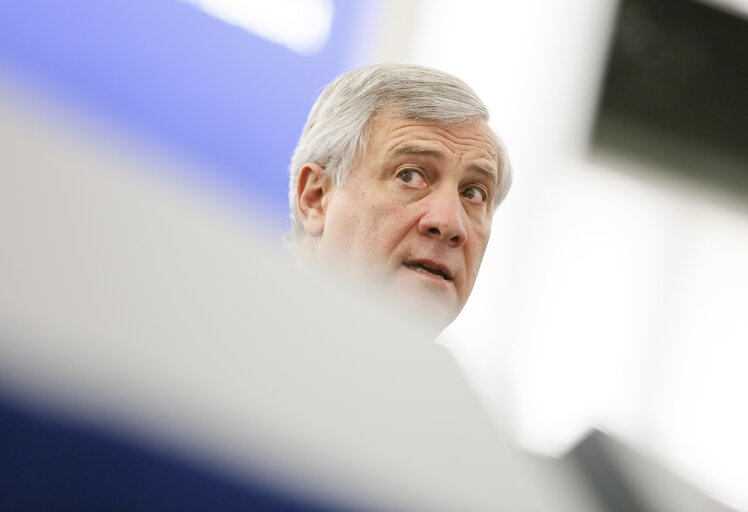 Zdjęcie 9: Antonio TAJANI - EP President in plenary session Week 40 2017 in Strasbourg