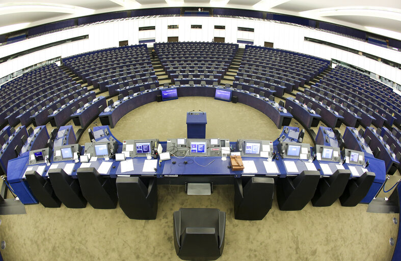 Fotografija 9: Illustration - President's seat in the hemicycle - Empty plenary chamber in Strasbourg