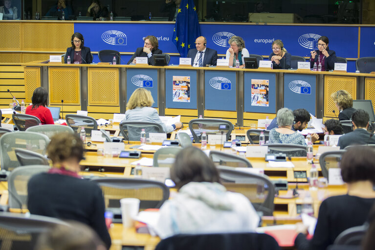 Fotografie 30: CULT-EMPL Joint public hearing - ' European Solidarity Corps '