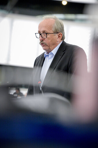 Foto 29: Plenary session week 40 2017 in Strasbourg - Preparation of the European Council meeting of 19 and 20 October 2017 - Council and Commission statements