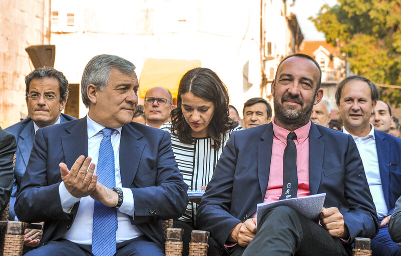 Nuotrauka 11: Visit of the President of the European Parliament to Montenegro - Cultural and Tourism event on the main Perast square in front of St. Nicholas Church