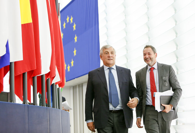 Zdjęcie 2: Antonio TAJANI - EP President in plenary session Week 40 2017 in Strasbourg