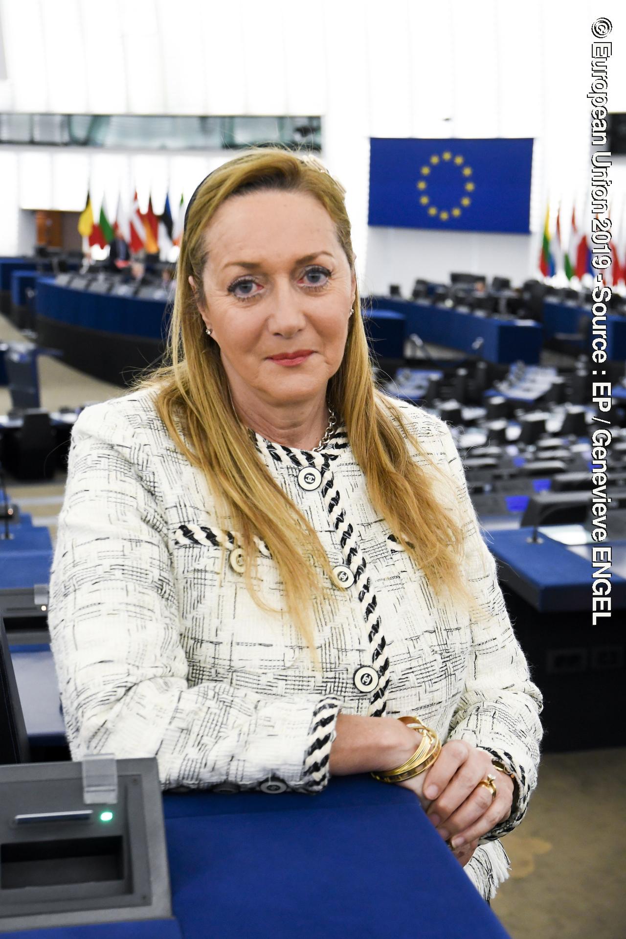 Valokuva 4: Marlene MIZZI in the EP in Strasbourg