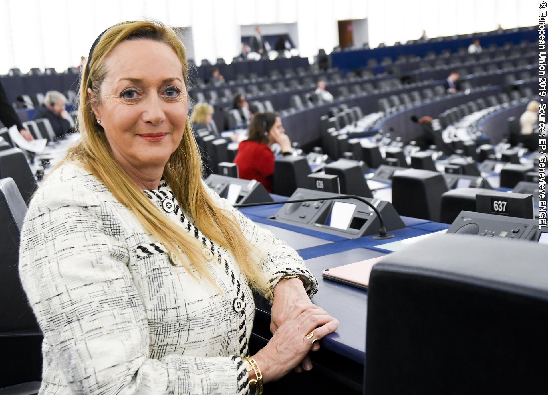 Valokuva 2: Marlene MIZZI in the EP in Strasbourg