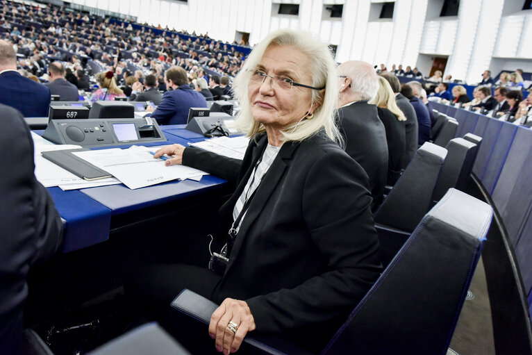 Photo 3 : Urszula KRUPA in plenary session Week 40 2017 in Strasbourg