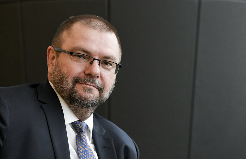 Robert Jaroslaw IWASKIEWICZ in the European Parliament in Strasbourg