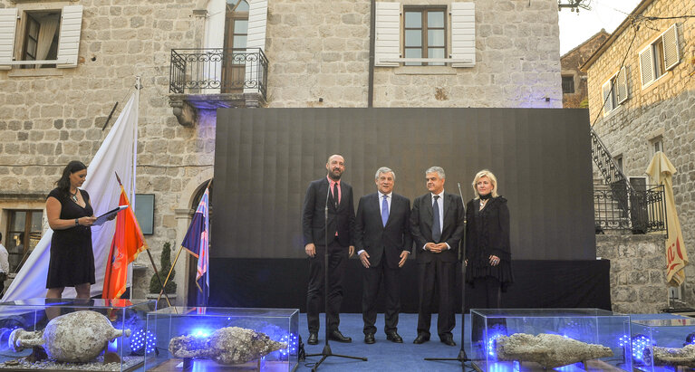 Valokuva 6: Visit of the President of the European Parliament to Montenegro - Cultural and Tourism event on the main Perast square in front of St. Nicholas Church