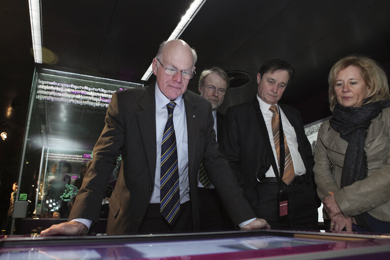 Fotografie 22: Bundestag President Norbert LAMMERT visits the Parlamentarium