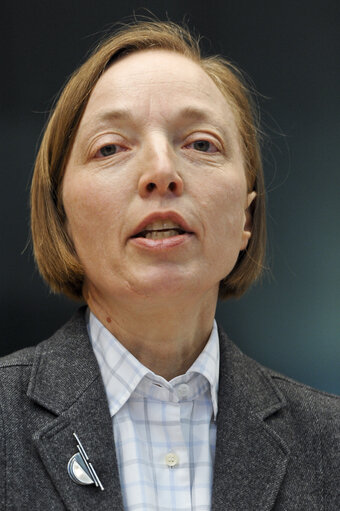 Photo 11: Towards a Gender-Balenced Science Culture to Foster-Innovation