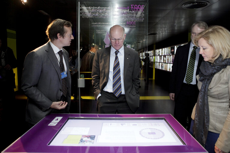 Bundestag President Norbert LAMMERT visits the Parlamentarium