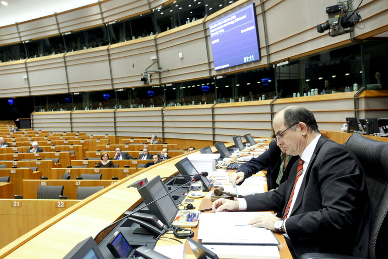 Foto 4: Plenary Session in Brussels - Week 5 - 2012