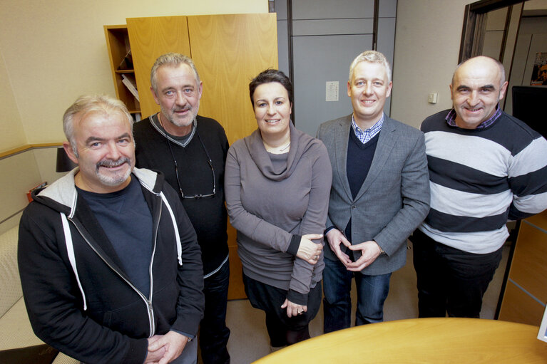 Fotografia 6: Estelle GRELIER and Matthias GROOTE meets with French Unions