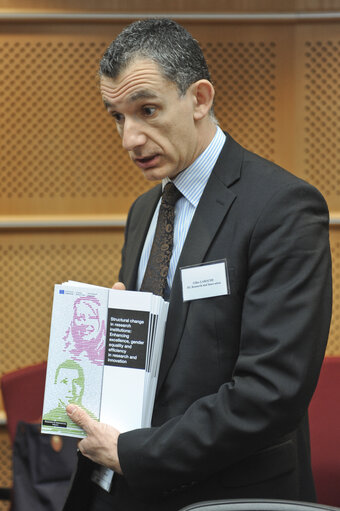 Photo 15: Towards a Gender-Balenced Science Culture to Foster-Innovation