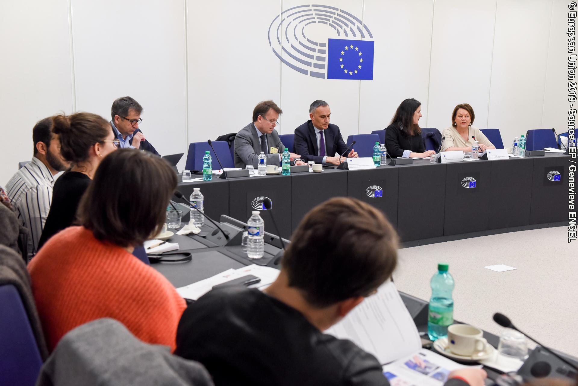 Φωτογραφία 11: Press Seminar - Journalists and readers from Ouest France