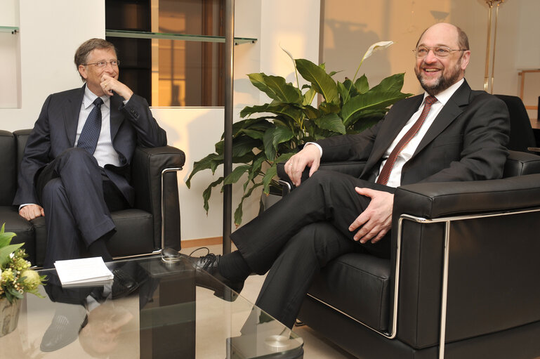 Fotografie 3: EP President meets with Bill GATES, co-chair of the Bill & Melinda Gates Foundation