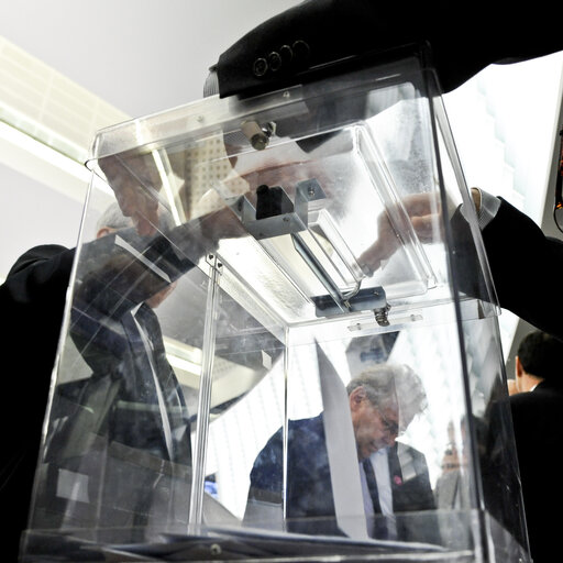 Foto 18: Elections of the Vice Presidents of European Parliament - 3rd Ballot