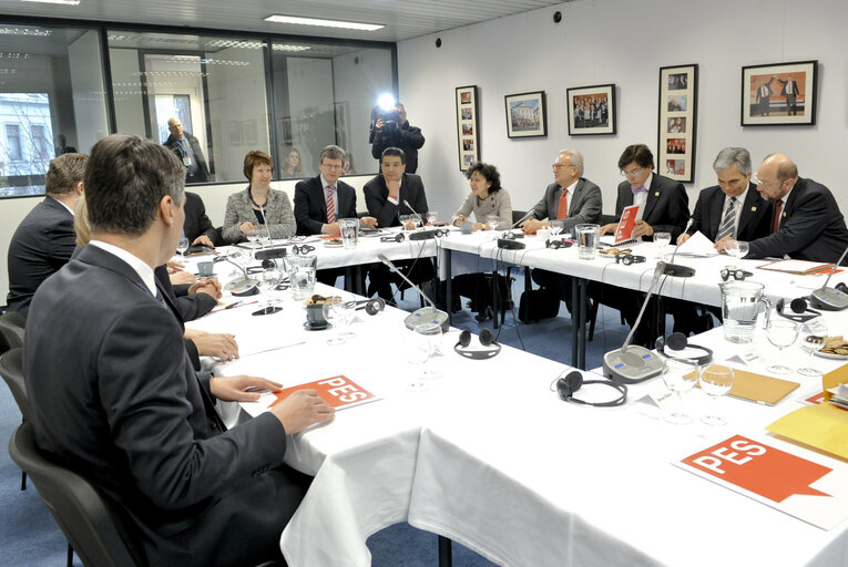 Suriet 3: EP President prepares European Council with European Socialists Prime Ministers and Deputy Prime Ministers.