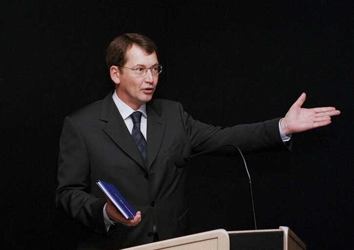 Photo 2 : Presentation of the book Jewelry the choice of the europarliament.