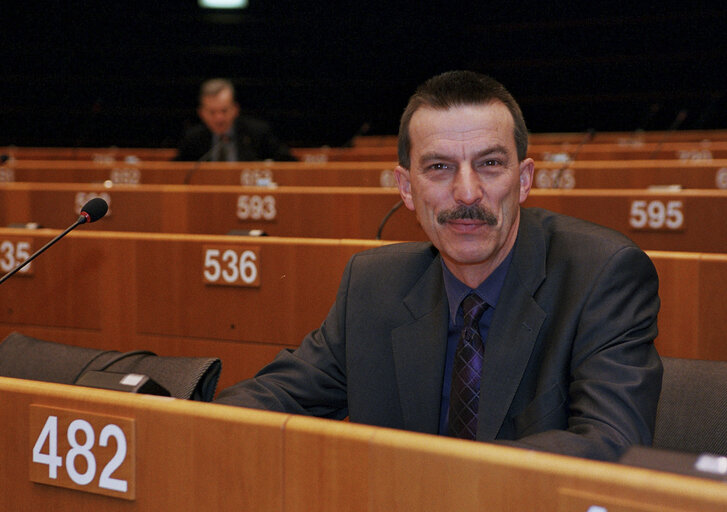 Norbert GLANTE in a meeting at the EP in Brussels.