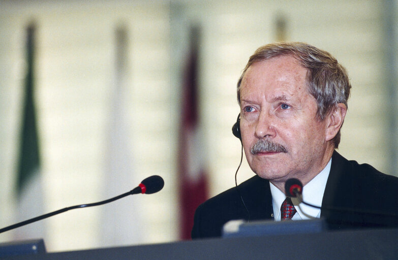 Janusz ONYSZKIEWICZ in Plenary session in Strasbourg.