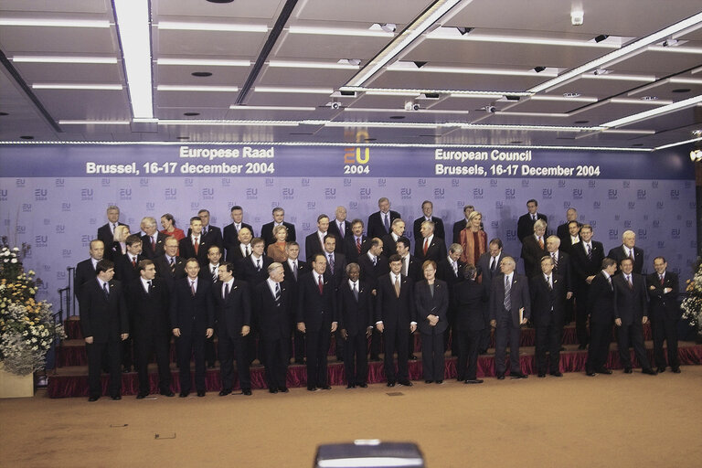 Fotografija 1: EP President at the meeting of the European Council.