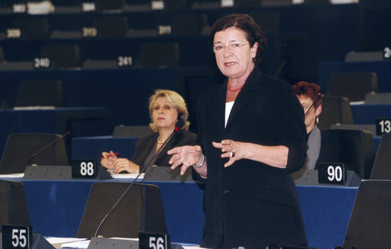 Fotó 2: Mechtild ROTHE in Plenary Session in Strasbourg.