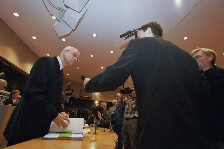 Foto 6: Hearing of the Commissioner Designate for Employment.