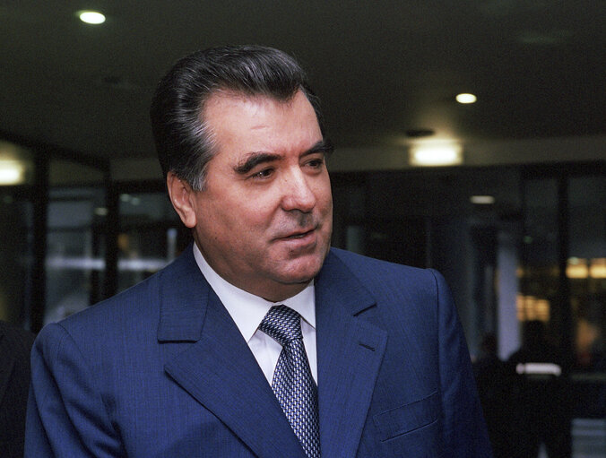 Fotografija 5: President of the Republic of Tajikistan visits the European Parliament