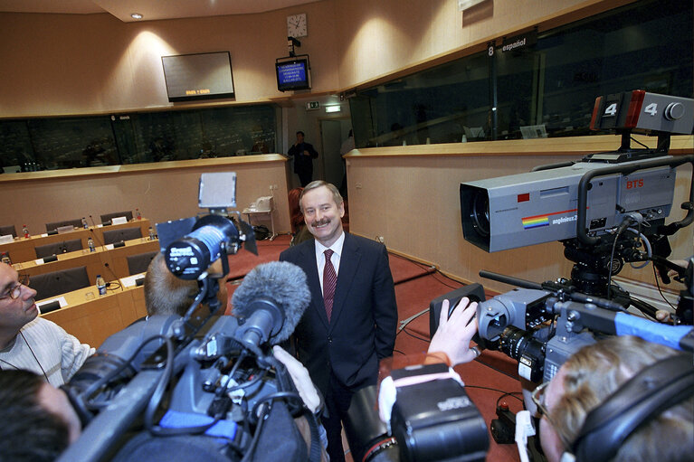 Foto 17: Hearing of the European Commissioner Designate for Taxation and Customs Union, Audit and Anti-Fraud