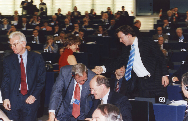 Photo 9: Vote on the Eurling report on the progress made by Turkey concerning its accession to the EU.