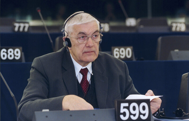 Maciej Marian GIERTYCH in plenary session in Strasbourg.