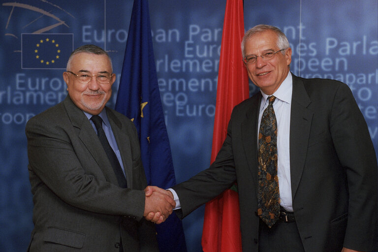 Foto 2: EP President meets with the President of the Parliament of Morocco