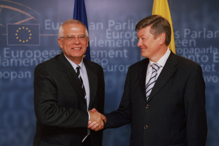 EP President meets with the President of the Lithuanian Parliament.