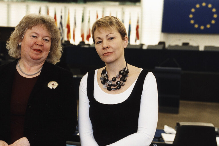 Nuotrauka 7: Jean LAMBERT and Caroline LUCAS at the EP in Strasbourg.