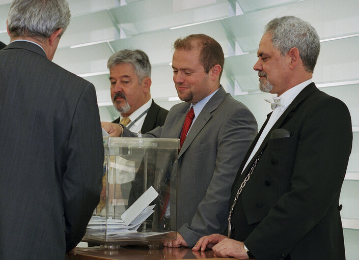 Fotografie 12: Elections of the EP President during the plenary session in Strasbourg.