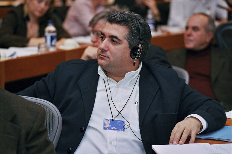 Valokuva 2: Juan Manuel FERRANDEZ LEZAUN in a meeting at the EP in Brussels