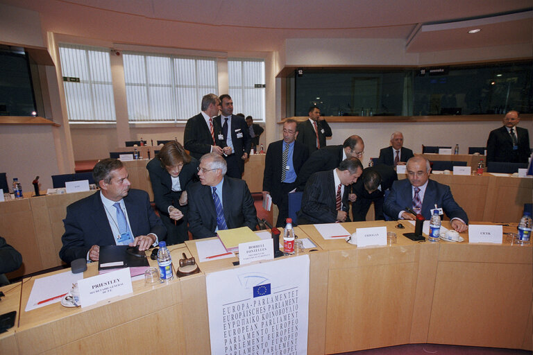 Fotó 8: Visit of the Turkish Prime Minister to the EP.