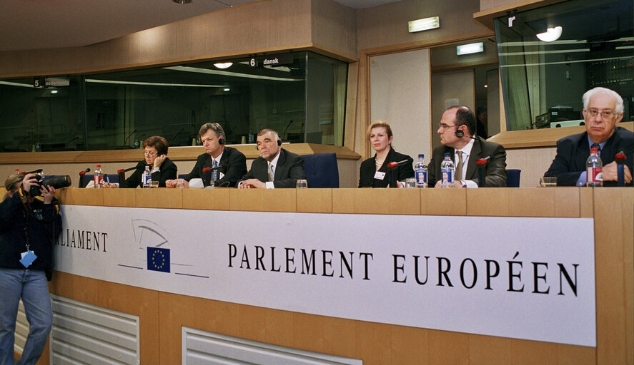 Photo 8 : Visit of the President of Croatia to the EP.