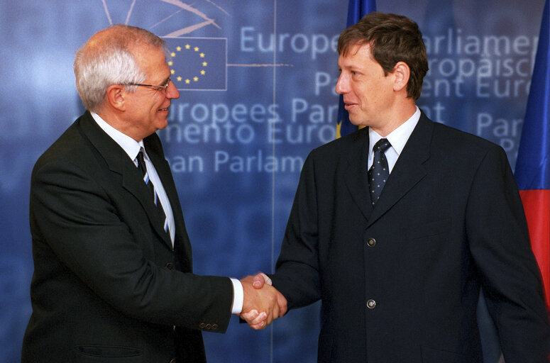 EP President meets with Czech Prime Minister