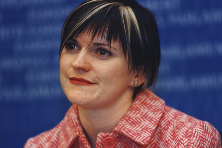 Photo 28: MEP in a meeting at the EP in Brussels