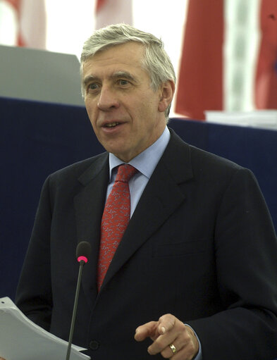 Photo 4 : UK Foreign Affairs Minister in plenary session at the EP in Strasbourg.