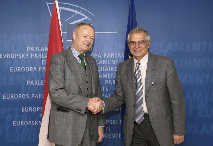 Foto 1: EP President meets with the President of the Parliament of Austria.