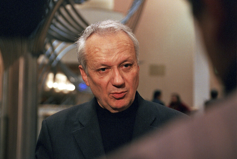 Photo 30: MEP in a meeting at the EP in Brussels