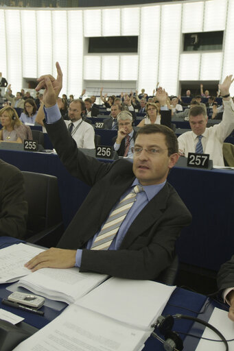 Fotografija 4: Ignasi GUARDANS CAMBO in plenary session in Strasbourg.