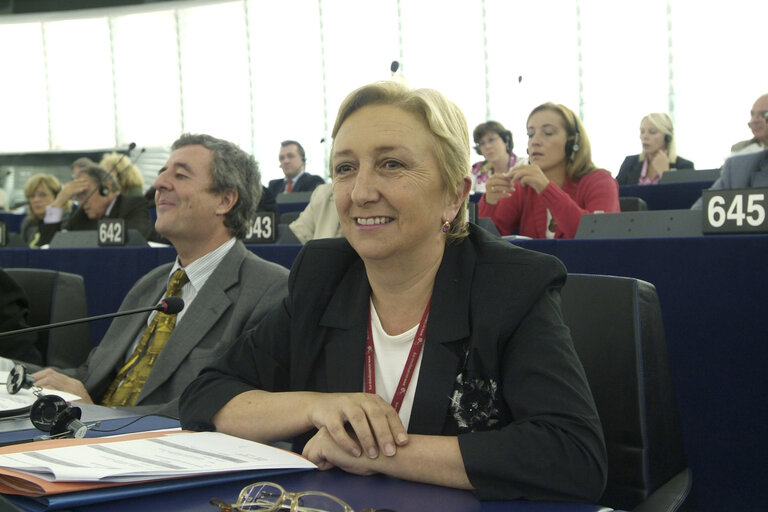 Foto 2: Rosa MIGUELEZ RAMOS in plenary session in Strasbourg.