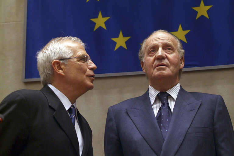 Foto 11: Visit of the King of Spain to the EP.