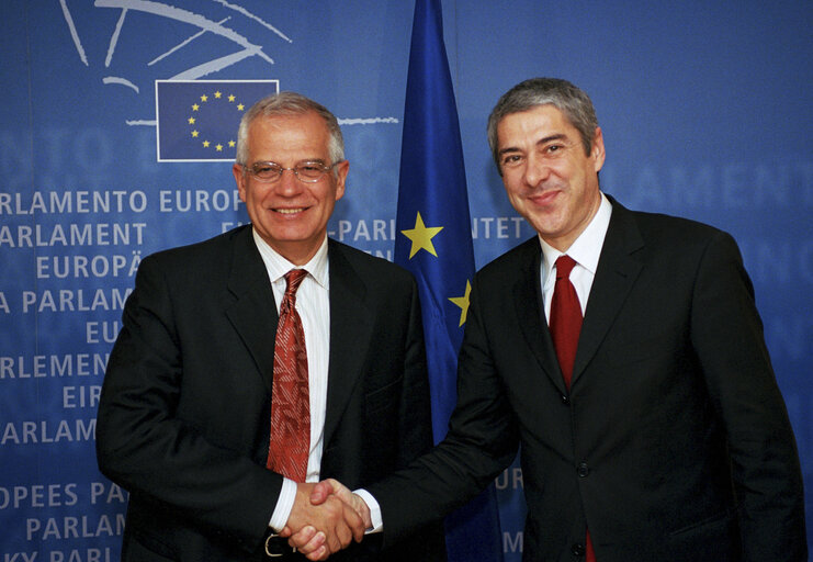 Fotografie 2: EP President meets with the Secretary General of the Socialist Party of Portugal.