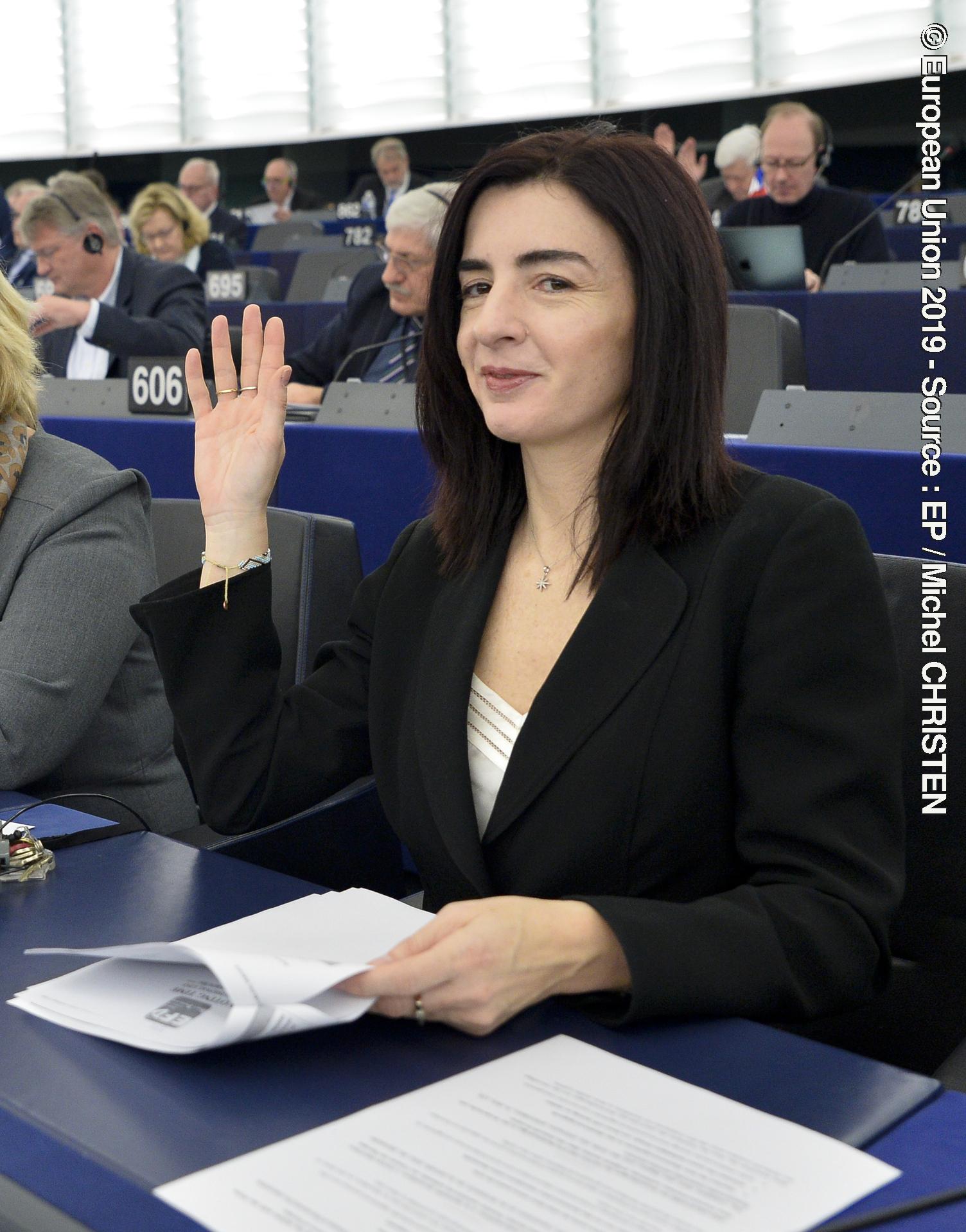 Photo 2: Giulia MOI in the EP in Strasbourg